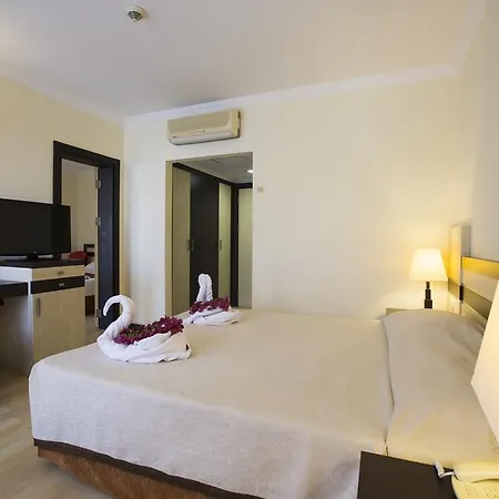 Orfeus Park Hotell Colakli