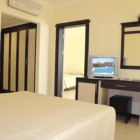 Orfeus Park Szálloda 4*