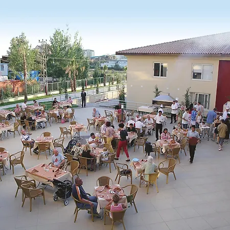 Orfeus Park Szálloda 4*